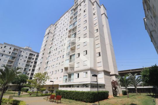 Fachada de apartamento à venda com 2 quartos, 82m² em Guaiauna, São Paulo