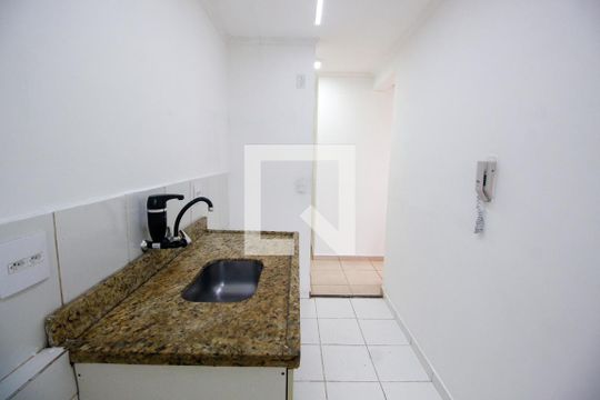 Cozinha de apartamento à venda com 2 quartos, 46m² em Jardim Paris, São Paulo