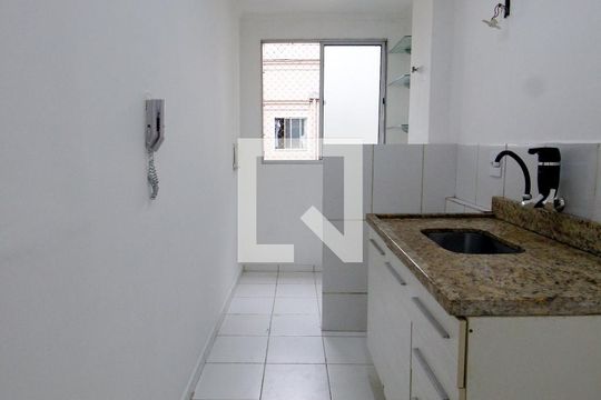 Cozinha e Área de Serviço de apartamento à venda com 2 quartos, 46m² em Jardim Paris, São Paulo