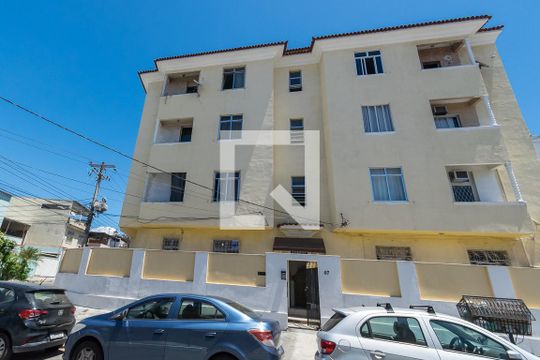 Fachada do Prédio de apartamento à venda com 2 quartos, 60m² em Olaria, Rio de Janeiro
