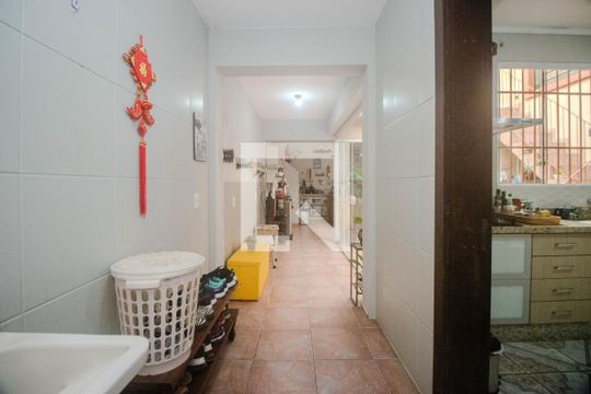 Área de Serviço de casa à venda com 3 quartos, 234m² em Partenon, Porto Alegre