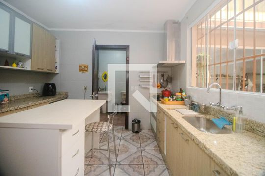 Cozinha de casa à venda com 3 quartos, 234m² em Partenon, Porto Alegre