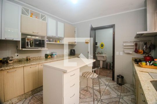 Cozinha de casa à venda com 3 quartos, 234m² em Partenon, Porto Alegre