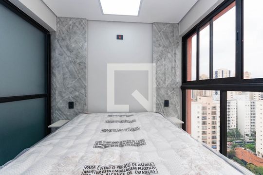 Quarto de kitnet/studio para alugar com 1 quarto, 25m² em Pompeia, São Paulo