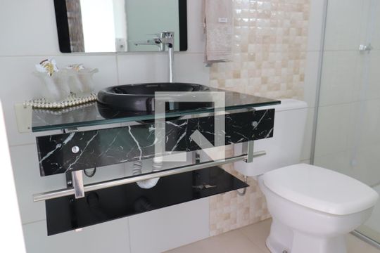 Banheiro da Suíte de casa à venda com 3 quartos, 225m² em Campestre, São Leopoldo