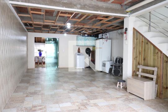 Garagem de casa à venda com 3 quartos, 225m² em Campestre, São Leopoldo