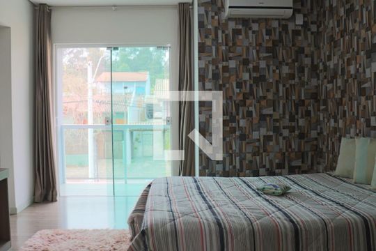 Suíte de casa à venda com 3 quartos, 225m² em Campestre, São Leopoldo