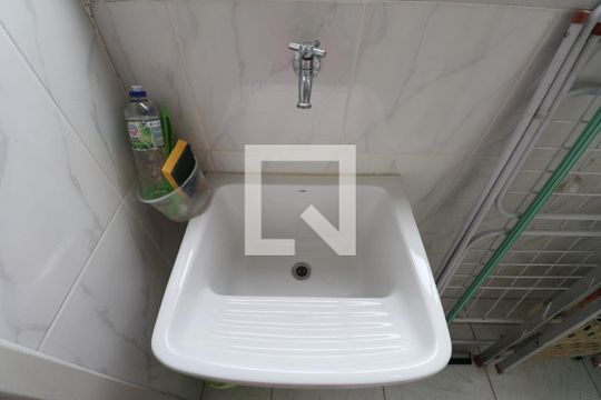 Área de Serviço de apartamento para alugar com 2 quartos, 60m² em Enseada, Guarujá