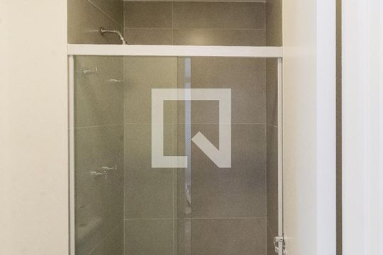 Banheiro da Suíte de apartamento para alugar com 1 quarto, 35m² em Parque Industrial, Campinas
