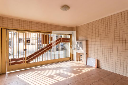Garagem de casa à venda com 4 quartos, 325m² em Jardim Santana, São Paulo
