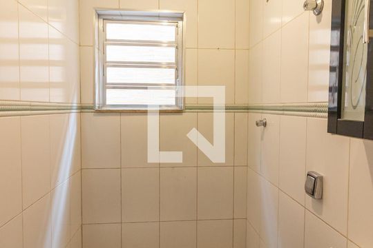 Banheiro 1 de casa à venda com 4 quartos, 325m² em Jardim Santana, São Paulo