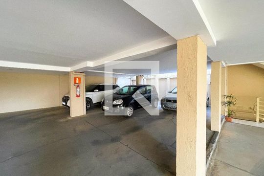 Garagem de apartamento à venda com 3 quartos, 120m² em Eldorado, Contagem