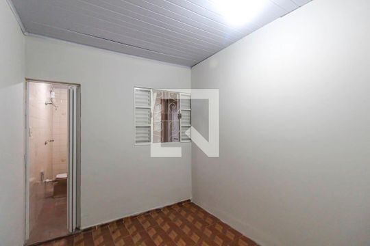 Suite 1 de casa à venda com 6 quartos, 350m² em Vila Elze, São Paulo