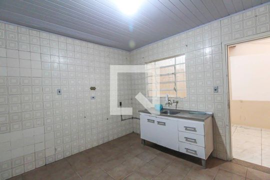 Cozinha 1 de casa à venda com 6 quartos, 350m² em Vila Elze, São Paulo