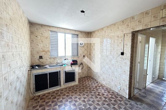 Cozinha de casa para alugar com 3 quartos, 100m² em Bento Ribeiro, Rio de Janeiro