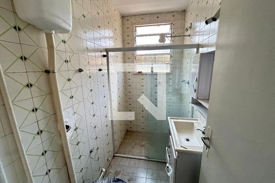 Banheiro da Suíte 1 de casa para alugar com 3 quartos, 100m² em Bento Ribeiro, Rio de Janeiro