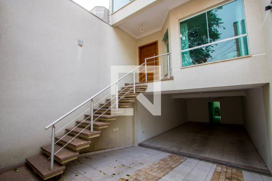 Garagem de casa para alugar com 3 quartos, 238m² em Vila Scarpelli, Santo André