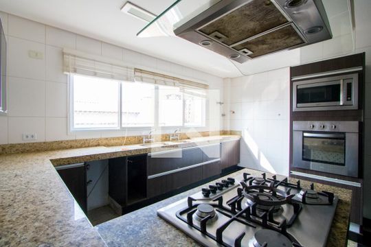 Copa/Cozinha de casa para alugar com 3 quartos, 238m² em Vila Scarpelli, Santo André