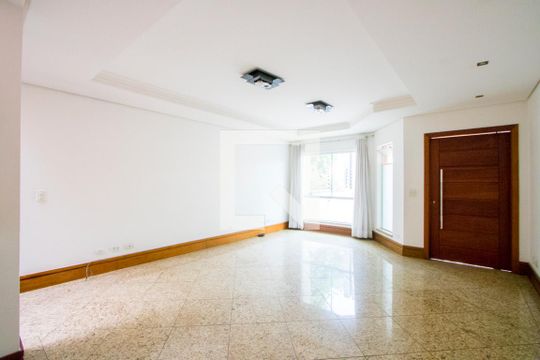 Sala de casa para alugar com 3 quartos, 238m² em Vila Scarpelli, Santo André