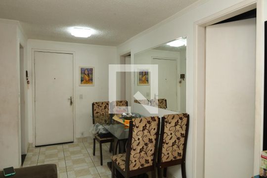 Sala de apartamento à venda com 2 quartos, 49m² em Vila Carmosina, São Paulo