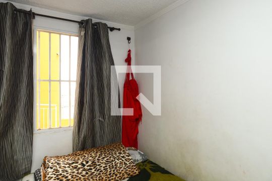Quarto 1 de apartamento à venda com 2 quartos, 49m² em Vila Carmosina, São Paulo
