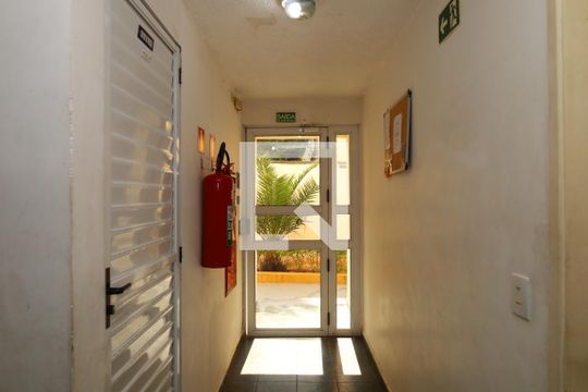 Área comum de apartamento à venda com 2 quartos, 49m² em Vila Carmosina, São Paulo