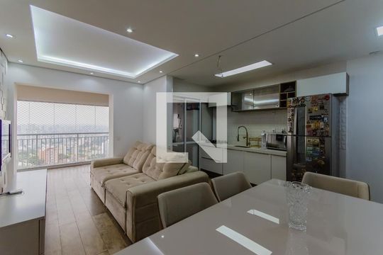 Apartamento para alugar com 2 quartos, 68m² em Cambuci, São Paulo
