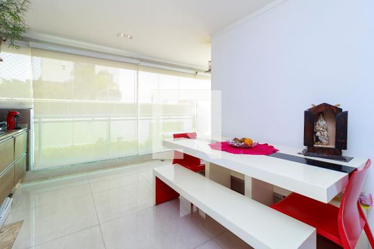 Sala de apartamento para alugar com 2 quartos, 78m² em Santo Amaro, São Paulo