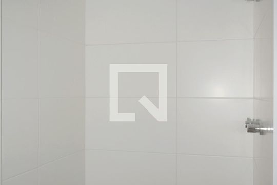 Banheiro de kitnet/studio à venda com 1 quarto, 31m² em Jardim Paulista, São Paulo