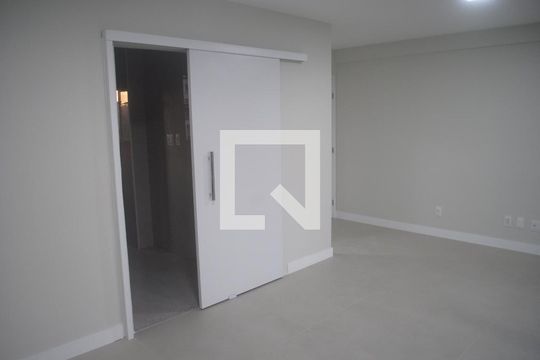 Sala de apartamento para alugar com 3 quartos, 103m² em Jaguaribe, Salvador