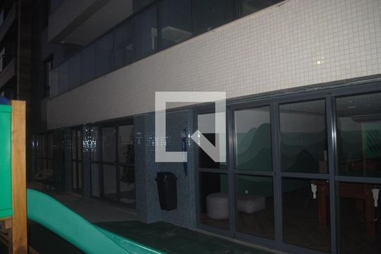 Fachada do bloco de apartamento para alugar com 3 quartos, 103m² em Jaguaribe, Salvador
