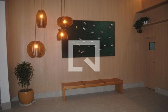 Hall de entrada de apartamento para alugar com 3 quartos, 103m² em Jaguaribe, Salvador