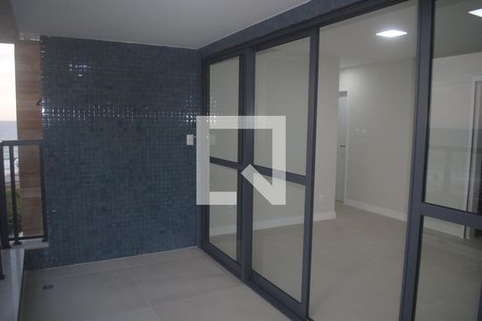 Varanda gourmet de apartamento para alugar com 3 quartos, 103m² em Jaguaribe, Salvador