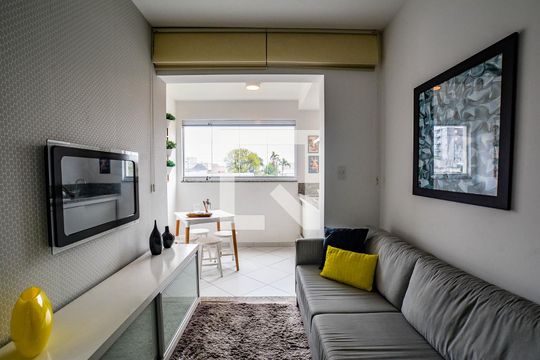 Sala de apartamento à venda com 2 quartos, 60m² em Campestre, Santo André