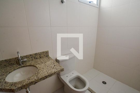 Banheiro da Suíte de apartamento à venda com 2 quartos, 60m² em Campestre, Santo André