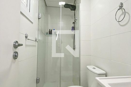 Banheiro de apartamento para alugar com 1 quarto, 60m² em Rondônia, Novo Hamburgo
