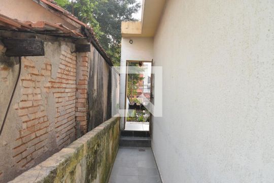 Corredor de casa à venda com 2 quartos, 200m² em Vila Valparaíso, Santo André