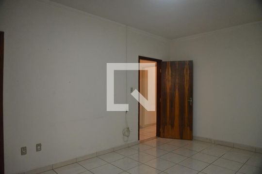 Quarto 1 de casa à venda com 2 quartos, 200m² em Vila Valparaíso, Santo André