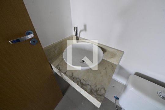 Lavabo de apartamento para alugar com 2 quartos, 63m² em Setor Marista, Goiânia