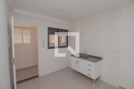 Cozinha de apartamento à venda com 2 quartos, 36m² em Parque São Lucas, São Paulo