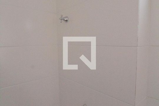 Banheiro de apartamento à venda com 2 quartos, 36m² em Parque São Lucas, São Paulo