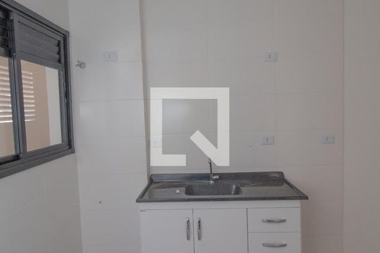 Cozinha de apartamento à venda com 2 quartos, 36m² em Parque São Lucas, São Paulo