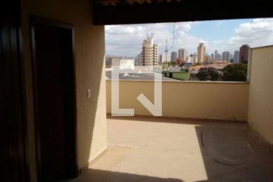 Casa à venda com 3 quartos, 180m² em Vila Lucia, São Paulo