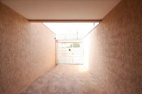 Garagem de casa à venda com 3 quartos, 120m² em Chácara Belenzinho, São Paulo