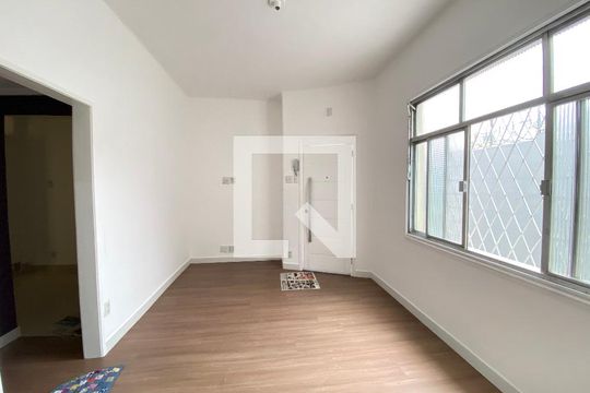 Sala de casa para alugar com 2 quartos, 85m² em Cachambi, Rio de Janeiro