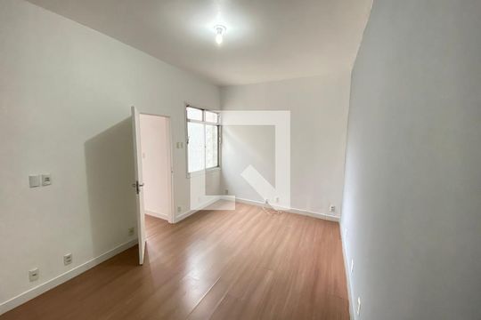 Quarto 1 de casa para alugar com 2 quartos, 85m² em Cachambi, Rio de Janeiro