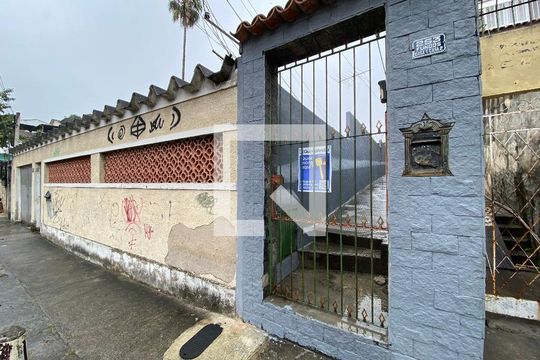 Fachada de casa para alugar com 2 quartos, 85m² em Cachambi, Rio de Janeiro