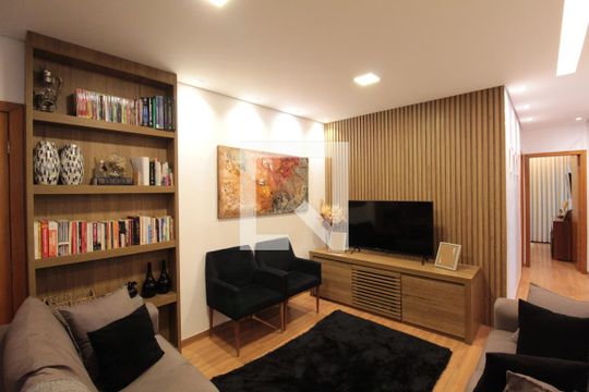 Apartamento à venda com 3 quartos, 80m² em Castelo, Belo Horizonte