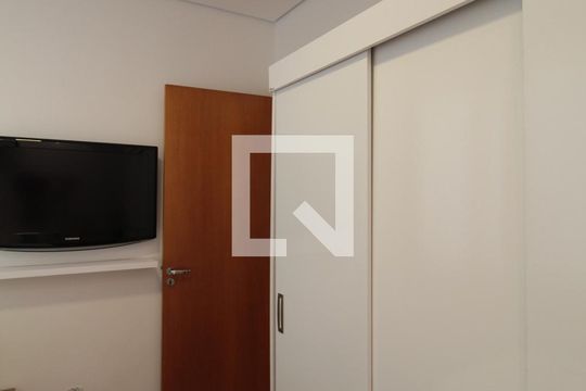 Quarto 1 de apartamento à venda com 3 quartos, 80m² em Castelo, Belo Horizonte