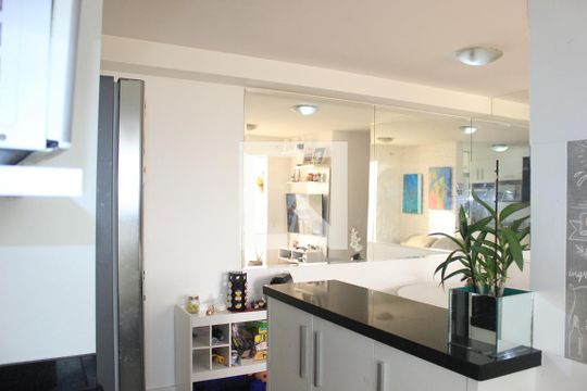 Cozinha de apartamento à venda com 3 quartos, 58m² em Jardim Las Vegas, Guarulhos